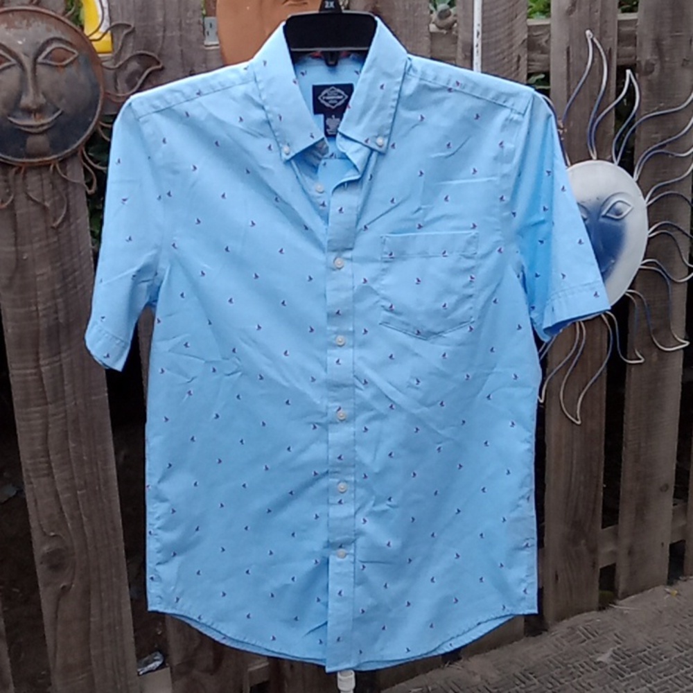 Men's. baby blue shirt button down. Short sleeve. St. John's Bay. Small.